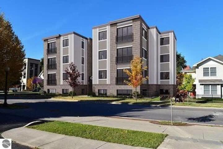 Downtown Traverse City Condo - Capri 209 외부 사진